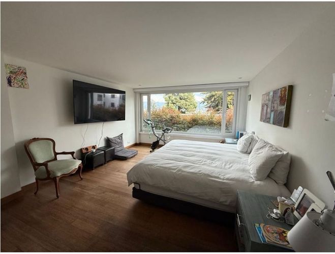 Casa de 4 alcobas en venta en Lindaraja, Bogotá, 278 m² · foto 10 de 19