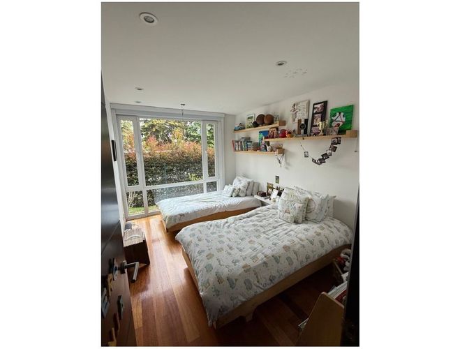 Casa de 4 alcobas en venta en Lindaraja, Bogotá, 278 m² · foto 12 de 19