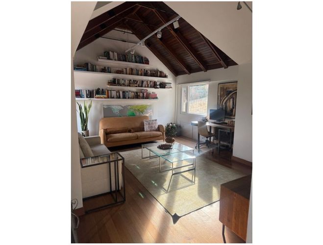 Casa de 4 alcobas en venta en Lindaraja, Bogotá, 278 m² · foto 15 de 19