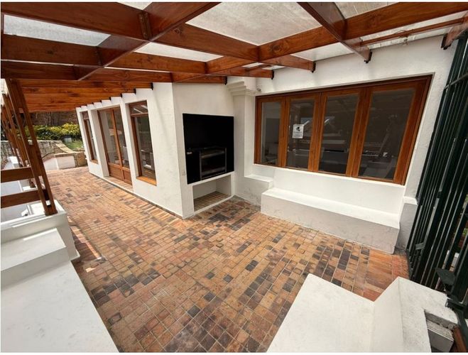 Casa de 4 alcobas en venta en Lindaraja, Bogotá, 278 m² · foto 17 de 19