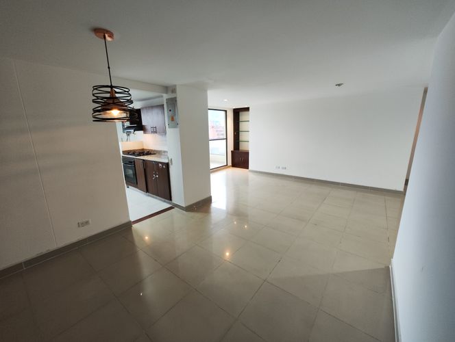 Apartamento de 2 alcobas en arriendo en Laureles, Medellín, 90 m² · foto 4 de 14