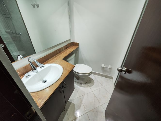 Apartamento de 2 alcobas en arriendo en Laureles, Medellín, 90 m² · foto 9 de 14