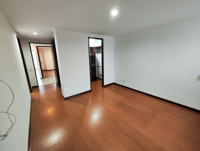 Apartamento de 2 alcobas en arriendo en Laureles, Medellín, 90 m² · foto 11 de 14