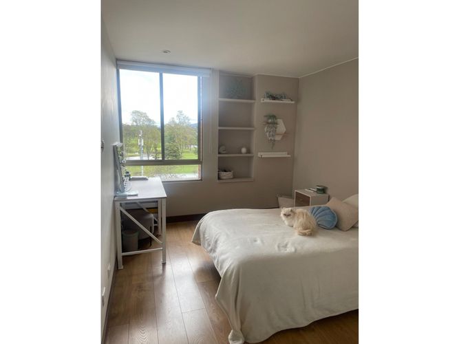 Apartamento de 3 alcobas en venta en La Carolina, Bogotá, 168 m² · foto 10 de 14