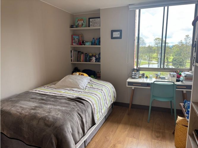 Apartamento de 3 alcobas en venta en La Carolina, Bogotá, 168 m² · foto 13 de 14