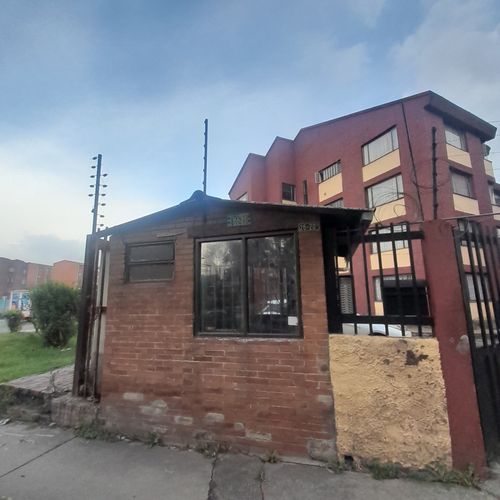 Apartamento de 3 alcobas en venta en Floralia I Sector, Bogotá, 80 m² · foto 3 de 20