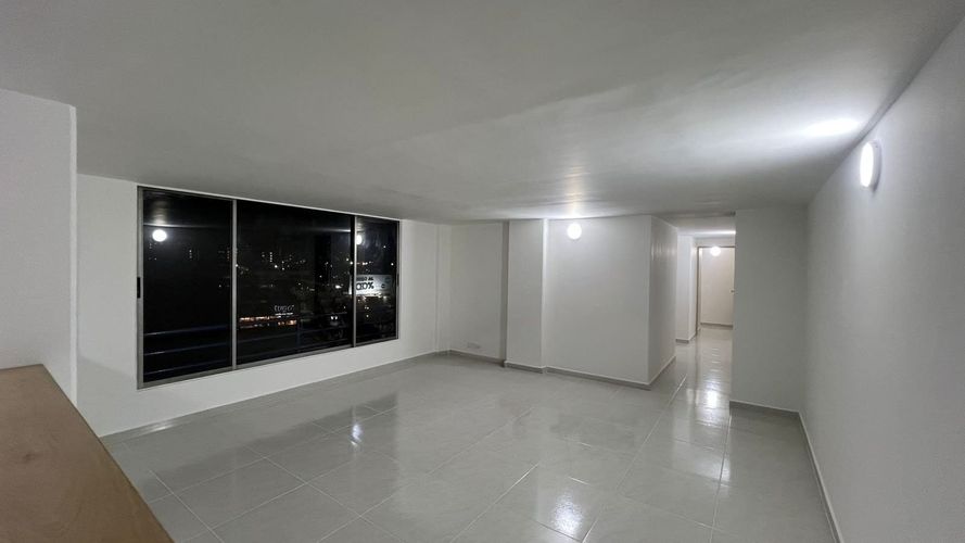 Apartamento en venta en El Poblado, Medellín · foto 5 de 17