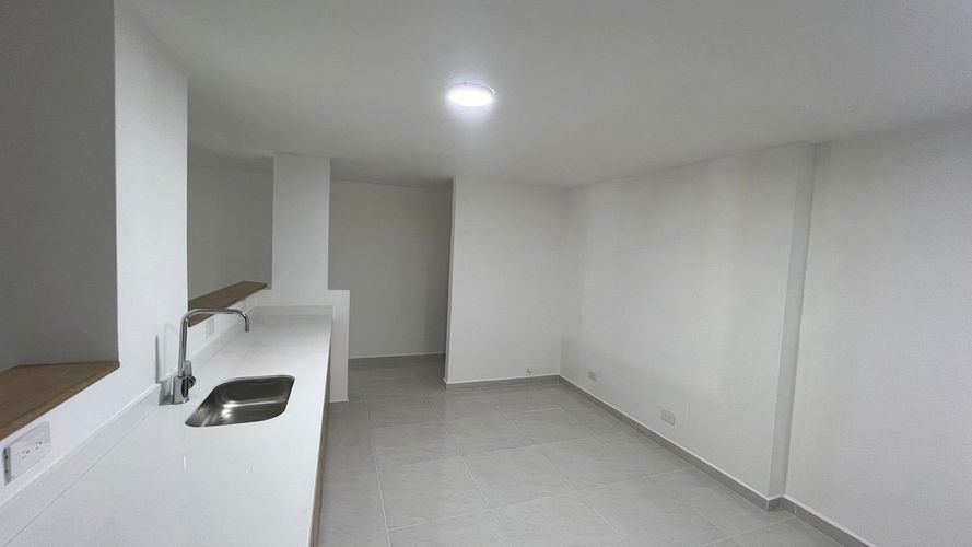Apartamento en venta en El Poblado, Medellín · foto 8 de 17