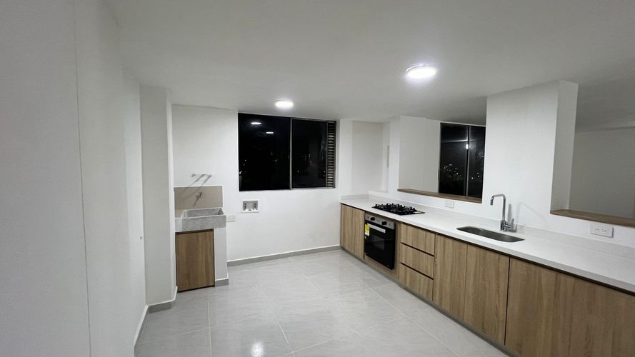 Apartamento en venta en El Poblado, Medellín · foto 7 de 17