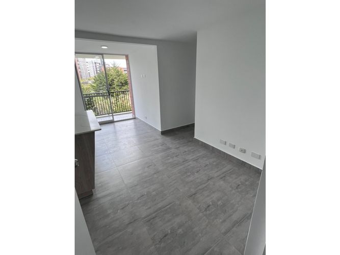 Apartamento de 2 alcobas en venta en El Porvenir, Rionegro, 53 m² · foto 4 de 24