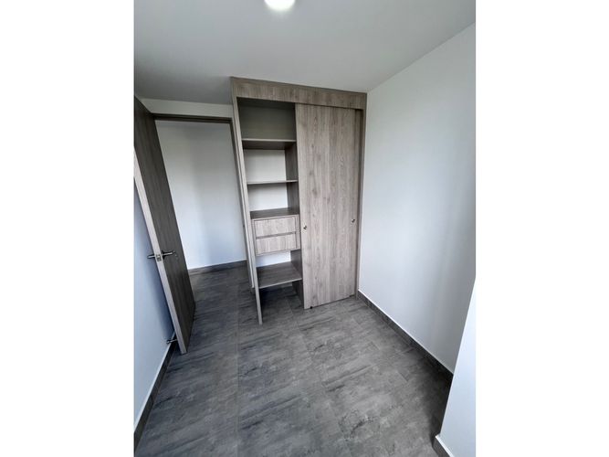 Apartamento de 2 alcobas en venta en El Porvenir, Rionegro, 53 m² · foto 13 de 24