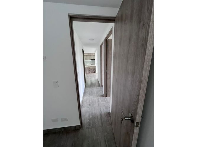Apartamento de 2 alcobas en venta en El Porvenir, Rionegro, 53 m² · foto 18 de 24