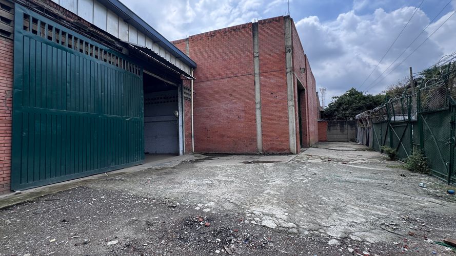 Bodega en arriendo en Flora Industrial, Cali, 2290 m² · foto 19 de 24