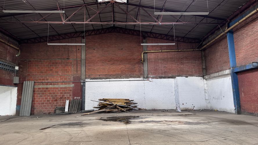 Bodega en arriendo en Flora Industrial, Cali, 2300 m² · foto 13 de 24
