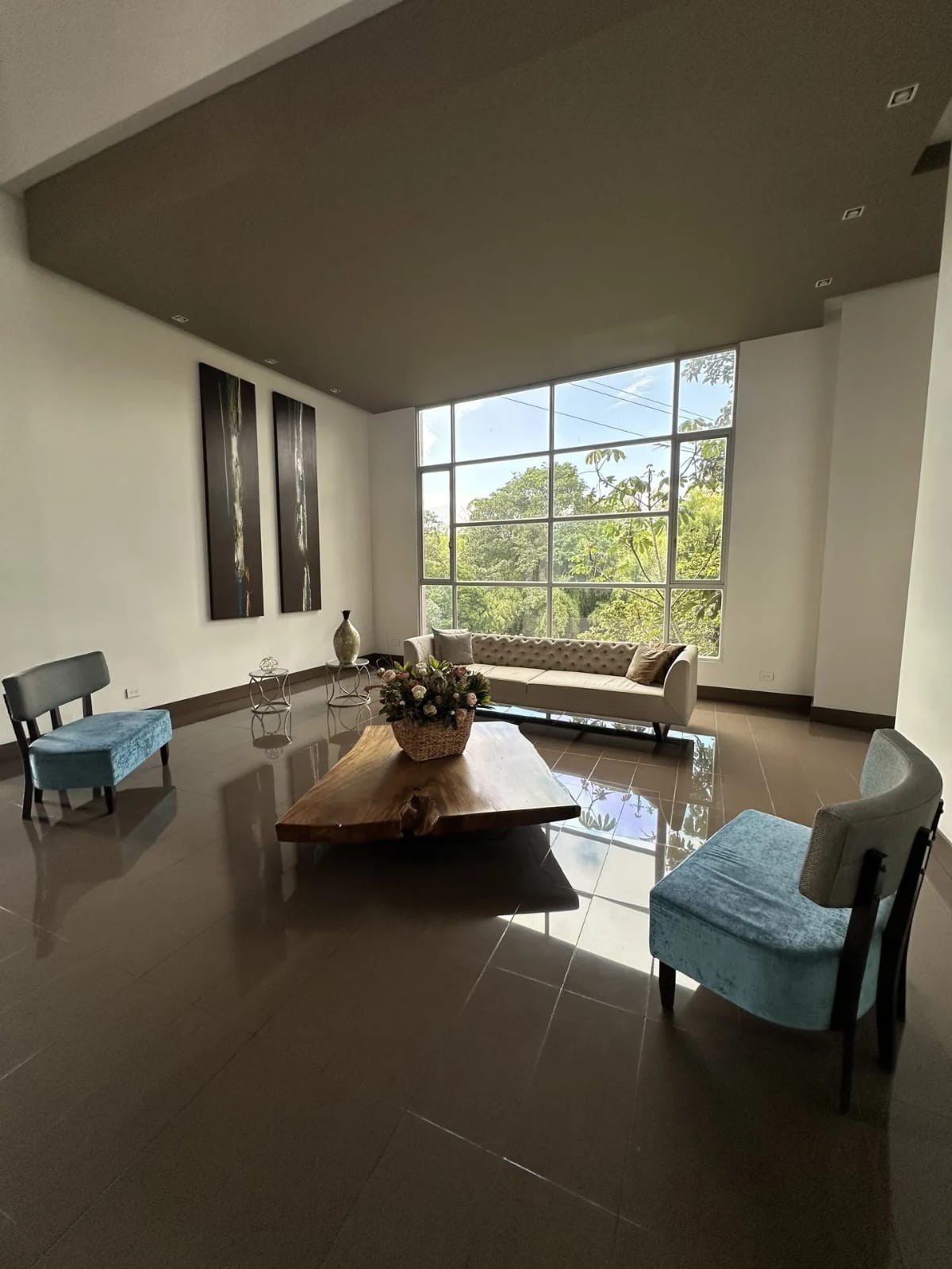 Apartamento en venta en Pinares Alto, Pereira · foto 2 de 8