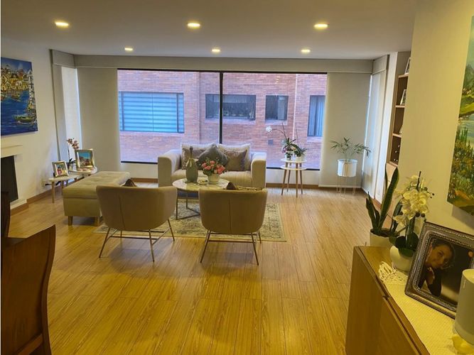 Apartamento de 2 alcobas en venta en Chico, Bogotá, 141 m² · foto 4 de 20