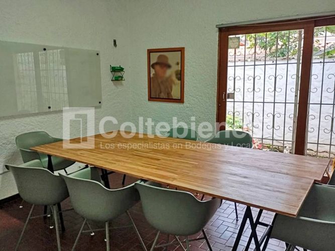 Casa de 10 alcobas en venta en Patio Bonito, Medellín, 300 m² · foto 8 de 16