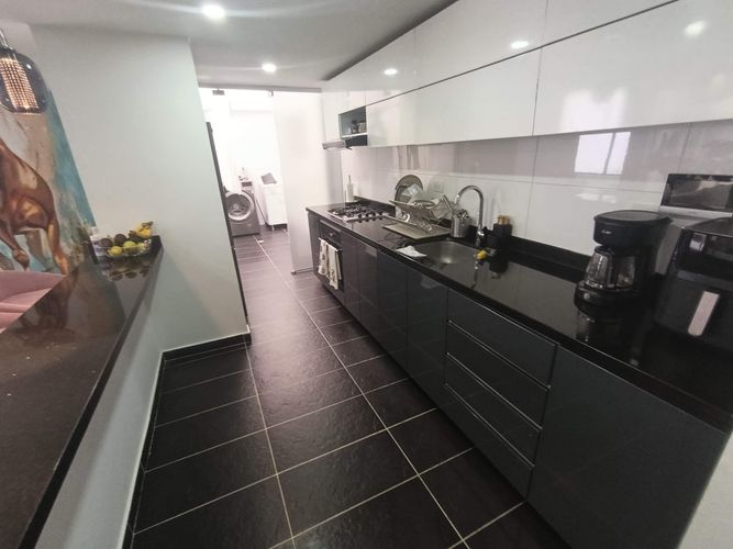 Apartamento de 3 alcobas en venta en Chico Norte, Bogotá, 270 m² · foto 15 de 24