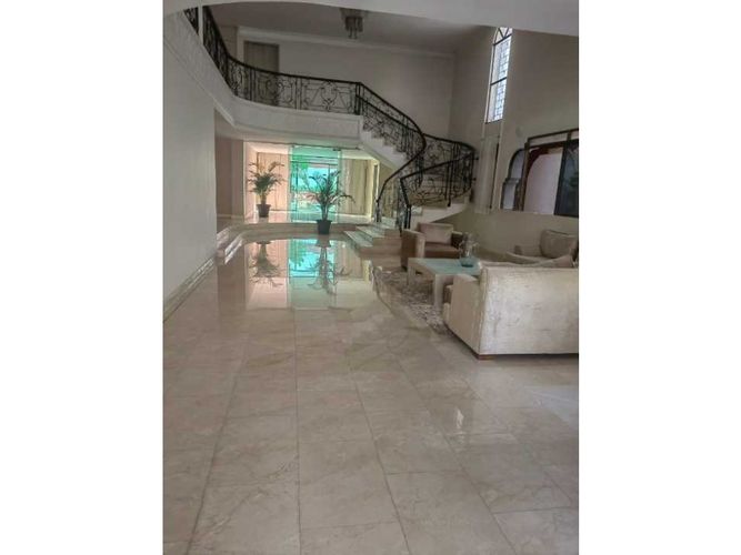 Casa de 5 alcobas en venta en Riomar, Barranquilla, 550 m² · foto 8 de 24