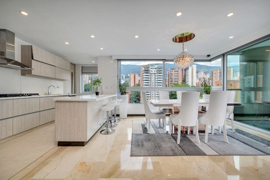 Apartment for sale in El Poblado, Medellín [No disponible] 4