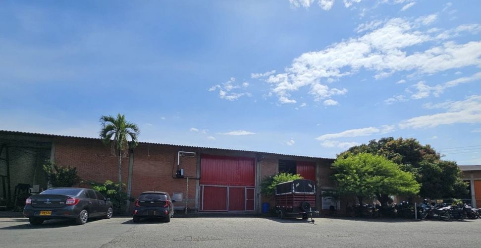 Bodega en venta en Juanchito, Candelaria, 380 m² · foto 2 de 24