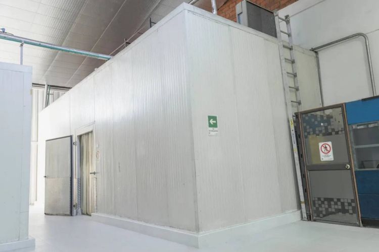 Bodega en venta en Juanchito, Candelaria, 380 m² · foto 3 de 24
