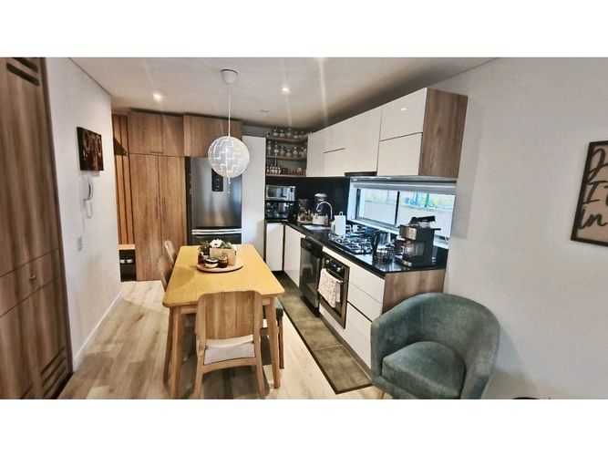 Apartaestudio en venta en Chico, Bogotá, 52 m² · foto 5 de 24