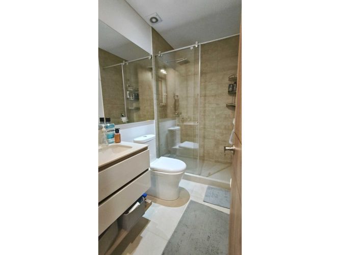 Apartaestudio en venta en Chico, Bogotá, 52 m² · foto 9 de 24