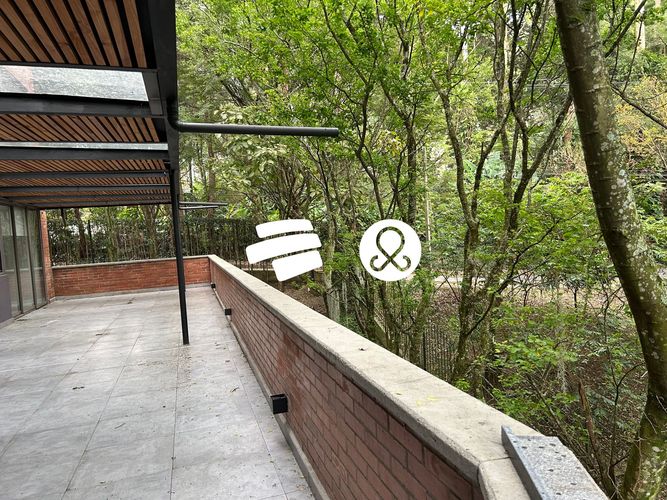 Apartamento de 3 alcobas en venta en Altos Del Poblado, Medellín, 135 m² · foto 9 de 24