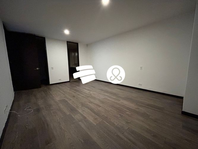 Apartamento de 3 alcobas en venta en Altos Del Poblado, Medellín, 135 m² · foto 12 de 24