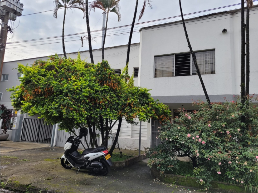 Warehouse for sale in Guayabal, Medellín