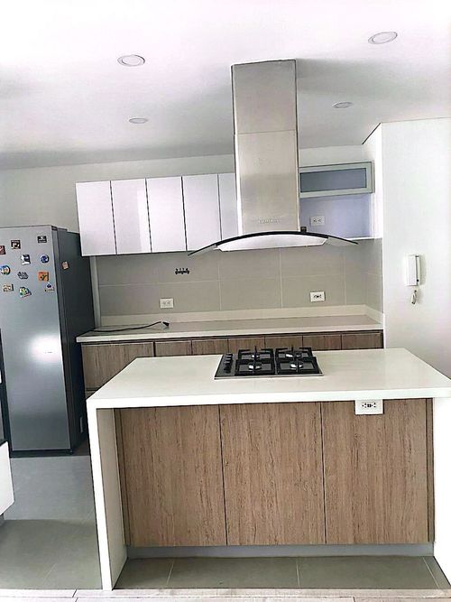 Apartamento de 3 alcobas en venta en Cedritos, Bogotá, 102 m² · foto 17 de 21