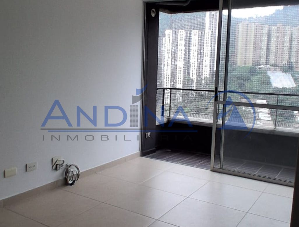 Apartamento en venta en Belén, Medellín · foto 2 de 11