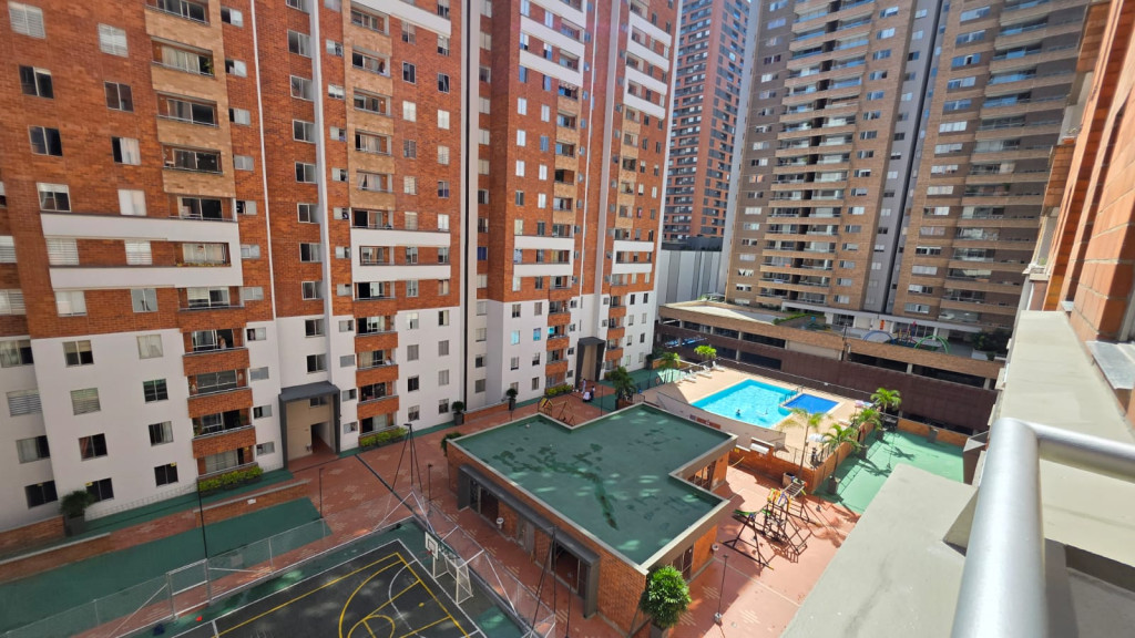 Apartamento en venta en El Poblado, Medellín [No disponible] 2