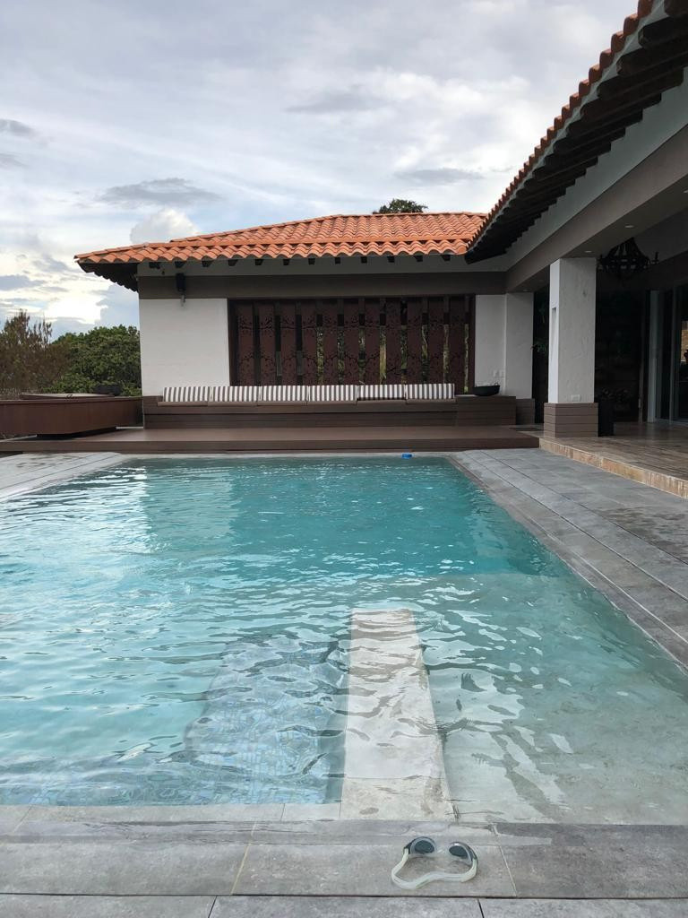 Casa Campestre en venta en Laureles, Medellín [No disponible] 4