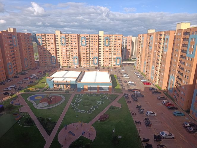 Apartamento de 3 alcobas en venta en Conjunto Residencial Boreal, Madrid, 52 m² · foto 6 de 17
