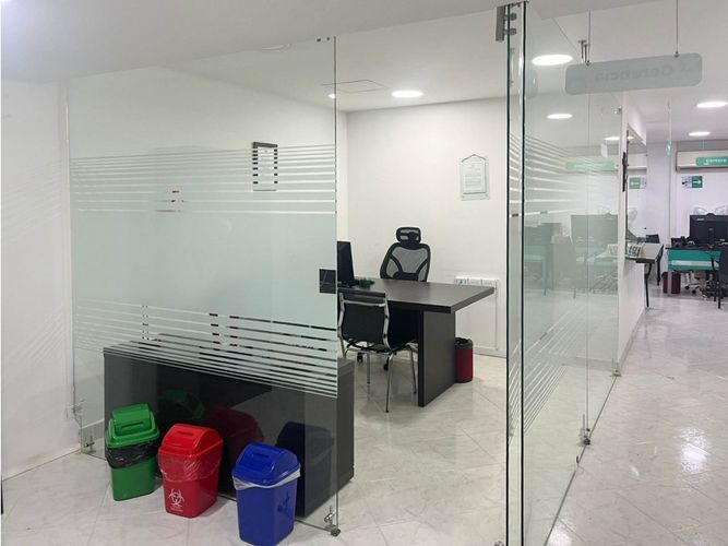 Oficina en venta en La Candelaria, Medellín, 138 m² · foto 7 de 12