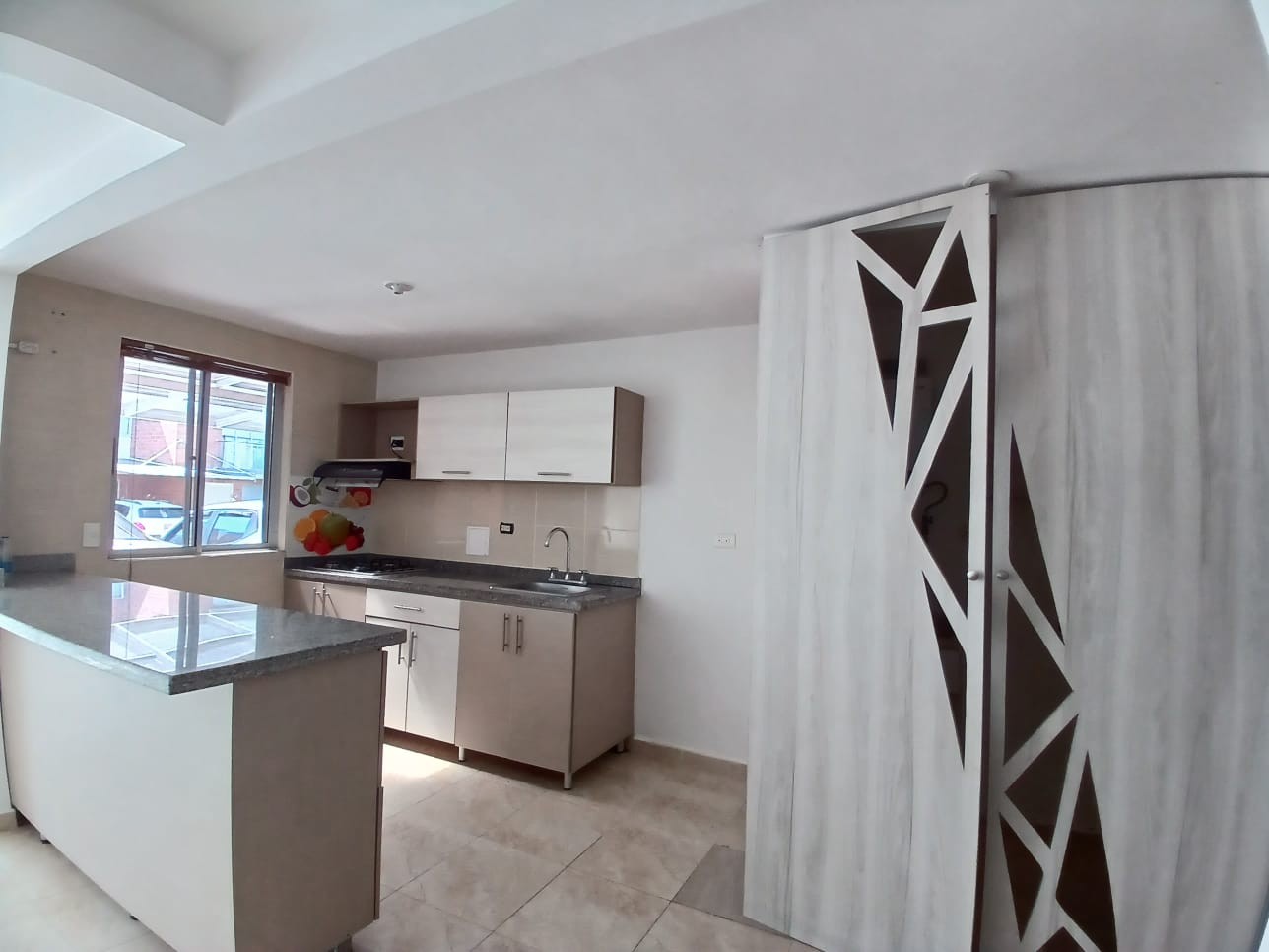Casa en venta en Galicia, Pereira · foto 2 de 10