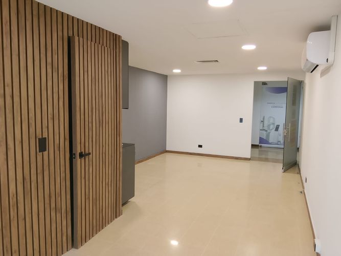 Oficina en arriendo en Laureles, Medellín, 33 m² · foto 4 de 11