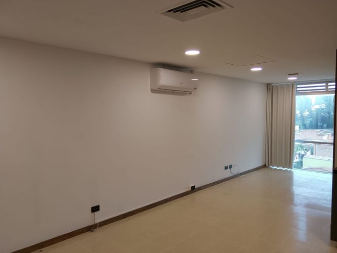Oficina en arriendo en Laureles, Medellín, 33 m² · foto 10 de 11