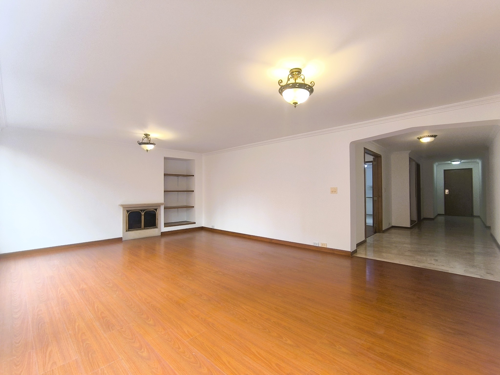 Apartamento en venta en Chico, Bogotá · foto 3 de 24