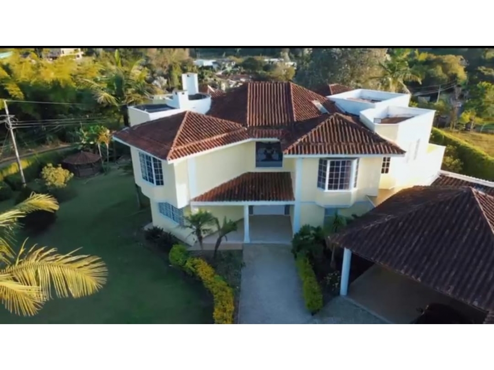 Casa Campestre en Arriendo en Rionegro en El Tablazo