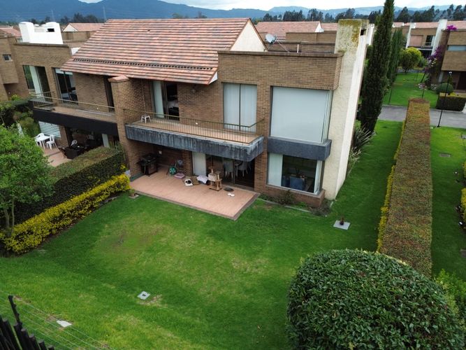 Casa de 3 alcobas en arriendo en Pueblo Viejo, Cota, 180 m² · foto 15 de 24