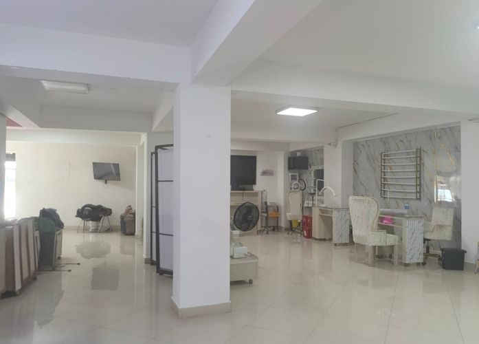 Oficina en arriendo en Belén, Medellín, 1060 m² · foto 3 de 16
