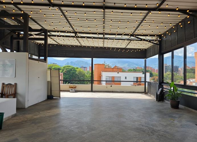 Oficina en arriendo en Belén, Medellín, 1060 m² · foto 15 de 16