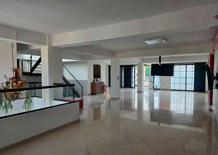 Oficina en arriendo en Belén, Medellín, 175 m² · foto 3 de 18