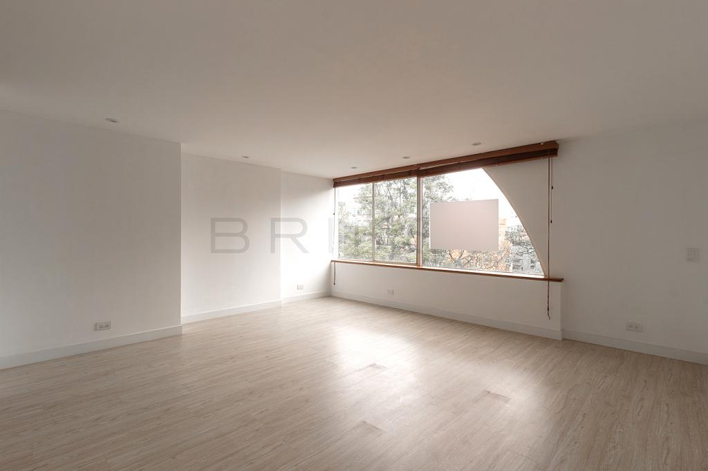 Apartamento en venta en Chico Norte, Bogotá · foto 3 de 24