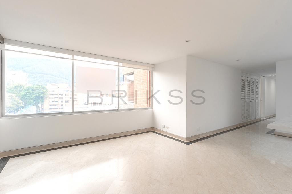 Apartamento en venta en Chico Norte, Bogotá · foto 8 de 24