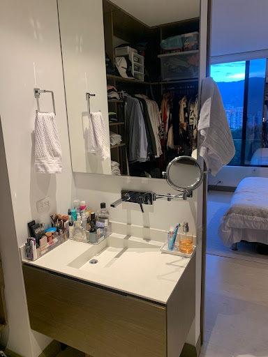 Apartamento en arriendo en San Lucas, Medellín · foto 2 de 16