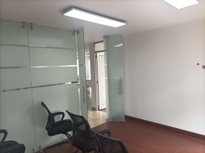Oficina en arriendo en Chico Norte, La Calera, 118 m² · foto 13 de 24